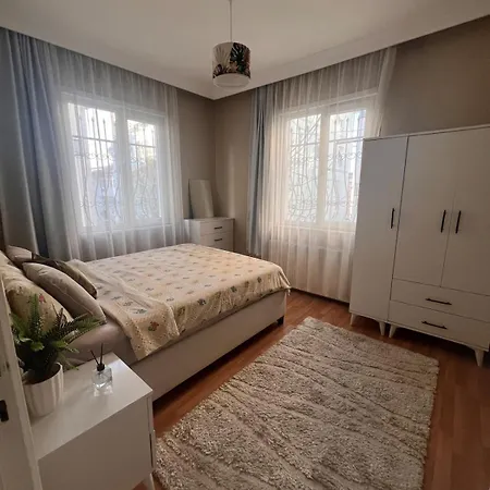 Lejlighed 2 Bedroom Available For Longterm