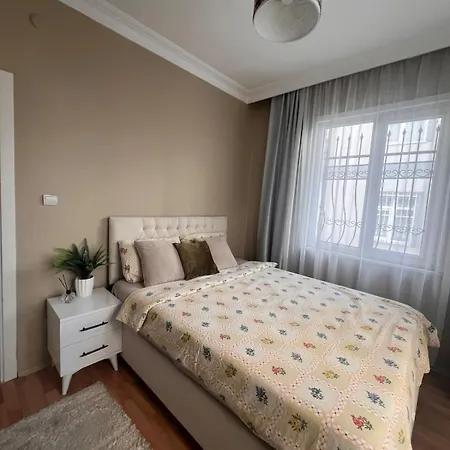 2 Bedroom Available For Longterm Lejlighed *